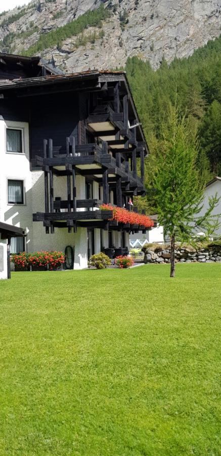 Aristella Apartment Саас-Алмагел Екстериор снимка
